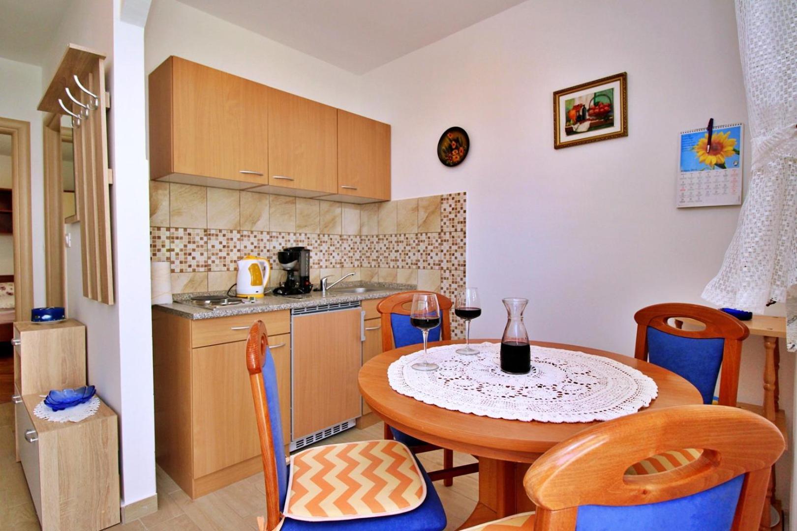 Apartments Zlatica Šilo Buitenkant foto