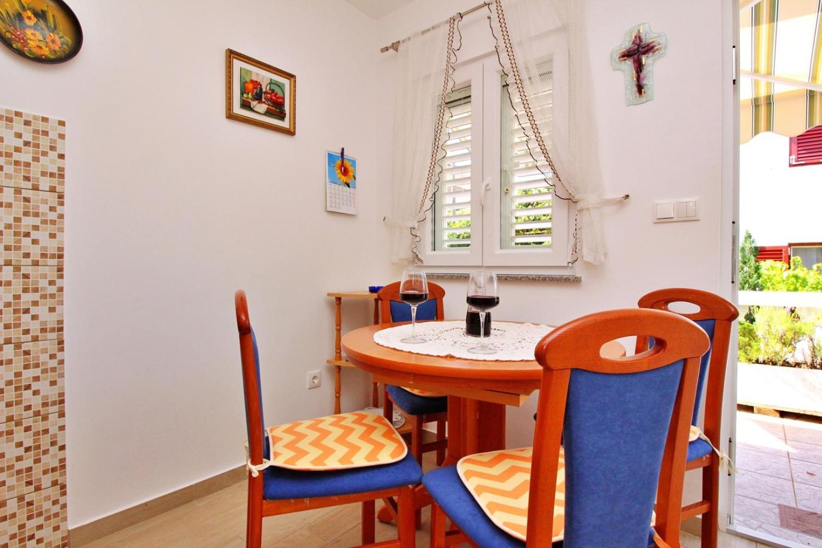 Apartments Zlatica Šilo Buitenkant foto